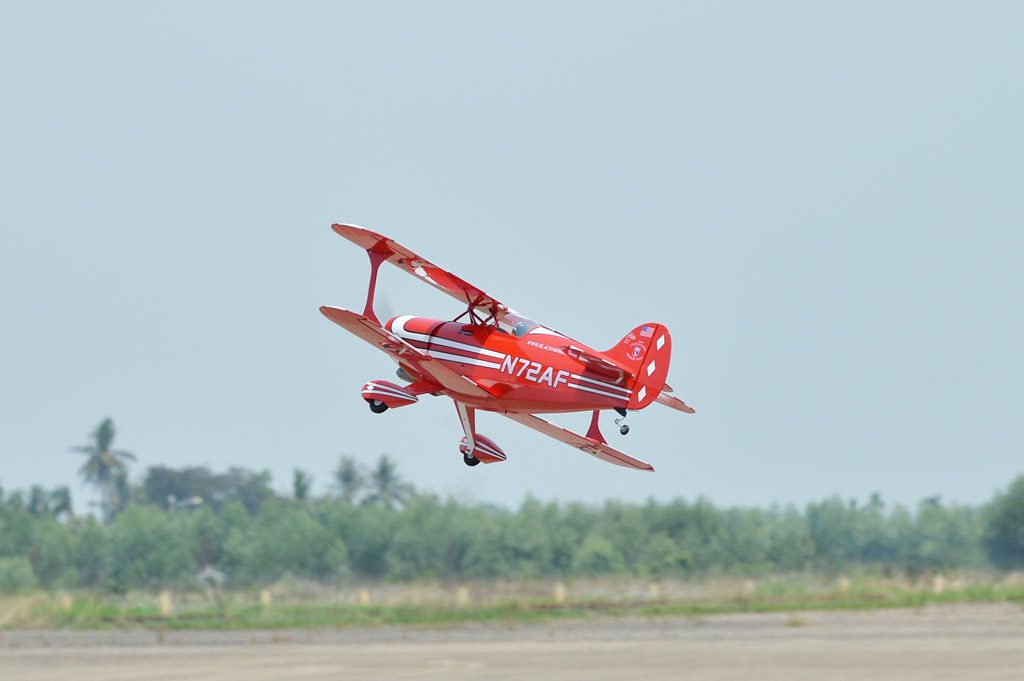 black-horse-scale-bh85-pitts-1500mm-arf-doppeldecker-20cc image 7