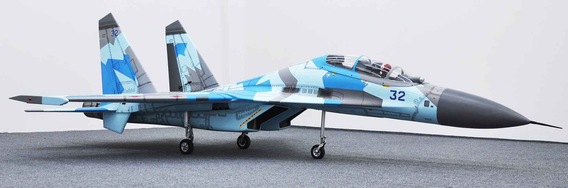 black-horse-jet-bh208-su-30-rc-turbinenjet-1725mm-120-140n image 2