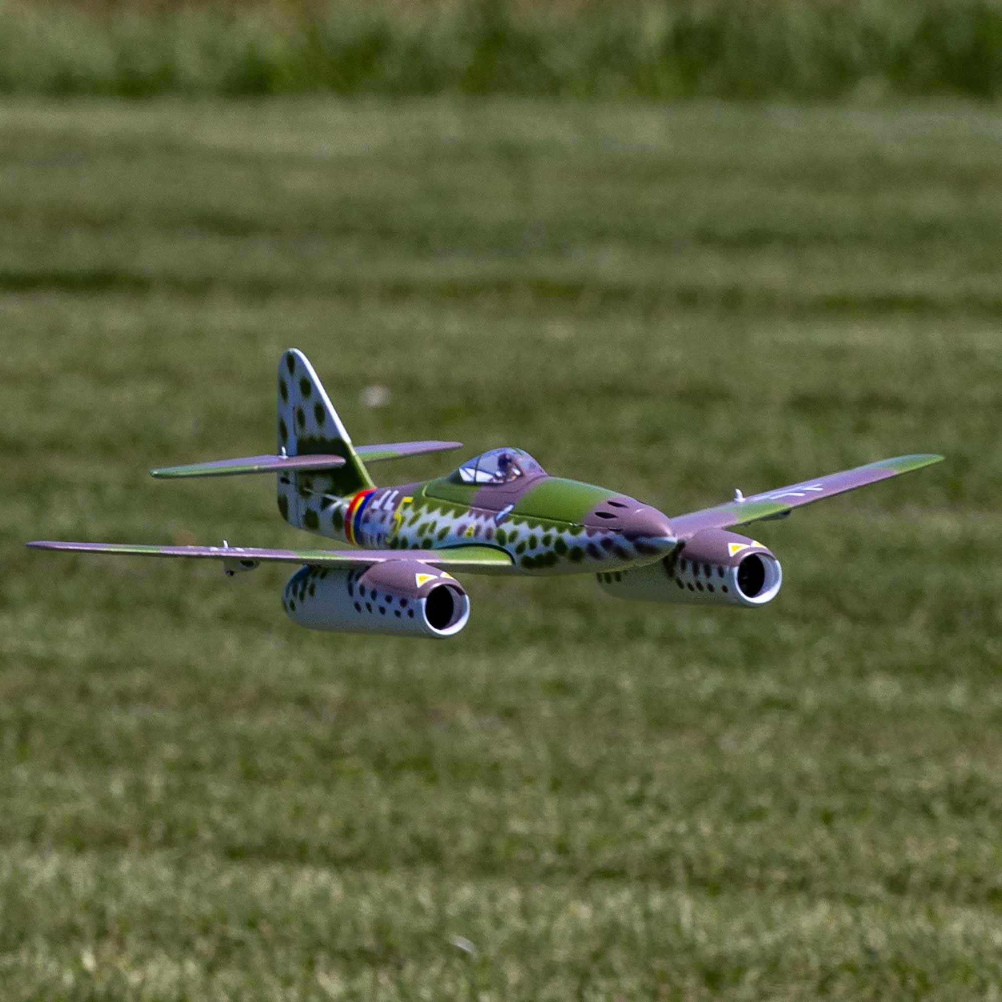 e-flite-umx-me-262-30mm-edf-jet-bnf-basic-660mm-as3x image 8