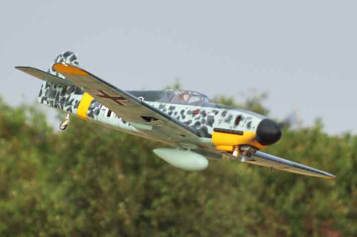 black-horse-giant-scale-bh188-bf-109g-rc-flugzeug-2255mm-50-60cc image 6