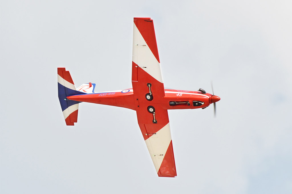 black-horse-pc-9-1840mm-rc-flugzeug-arf-20cc-gas image 7