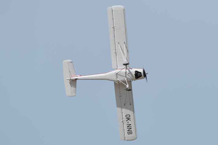 black-horse-l-60s-brigad-r-2668mm-rc-flugzeug-arf-30-35cc image 2