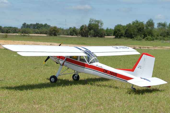 black-horse-l-60s-brigad-r-2668mm-rc-flugzeug-arf-30-35cc image 8