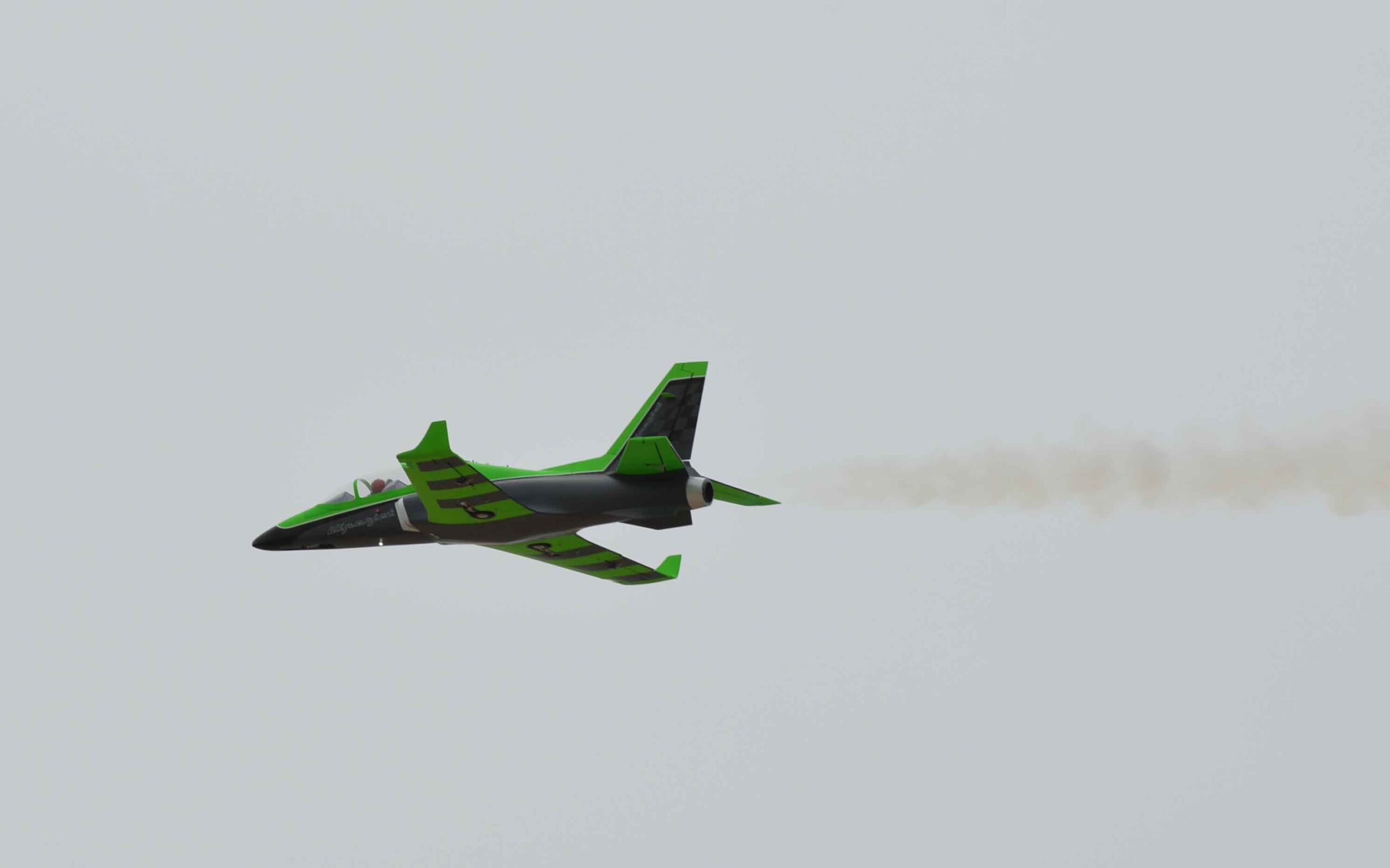 black-horse-jet-bh181-viper-turbine-2000mm-elektrofahrwerk image 7