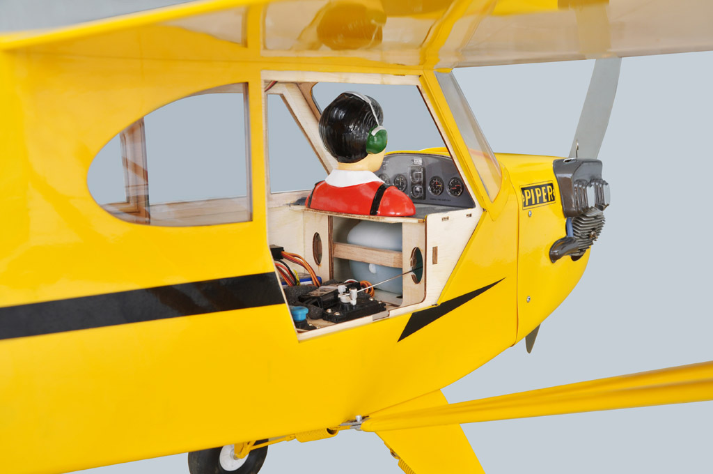 black-horse-bh58-piper-j-3-cub-rc-flugzeug-2380mm-ep-glow image 2