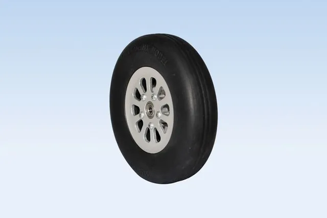 black-horse-wheel-rubber-wheel-hub-115mm-modellrad-gummi image 1