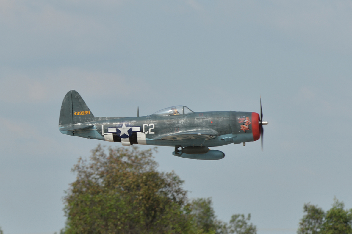 black-horse-bh117-p-47-thunderbolt-2075mm-60cc-arf-retract image 6