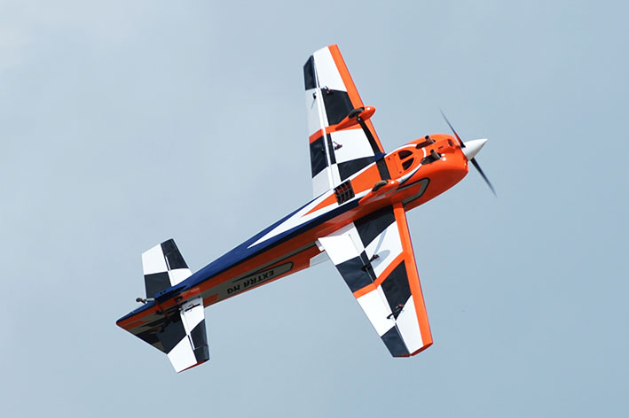 black-horse-3d-bh197-extra-ng-2667mm-rc-flugzeug-120cc-arf image 8