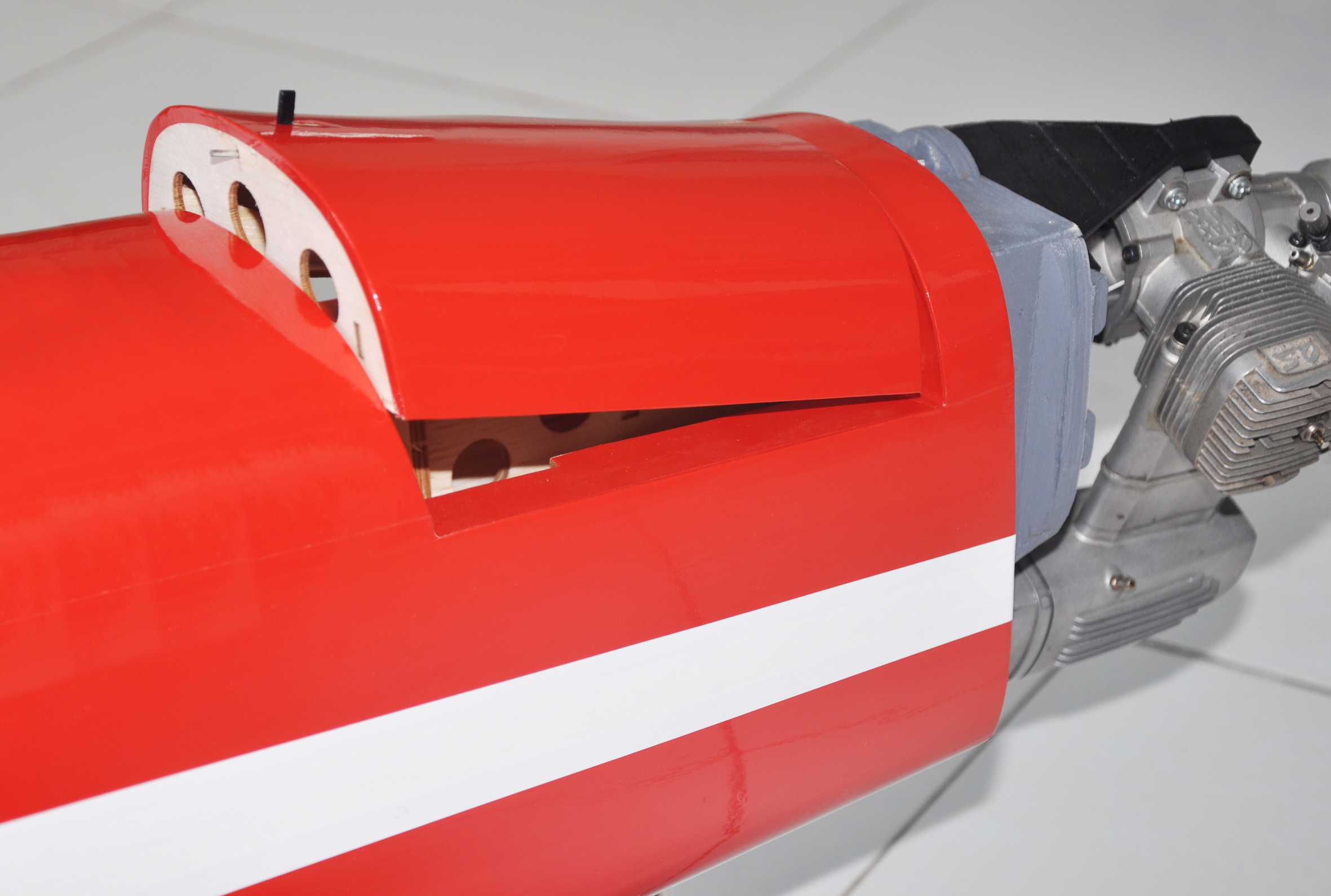 black-horse-pc-9-1840mm-rc-flugzeug-arf-20cc-gas image 3