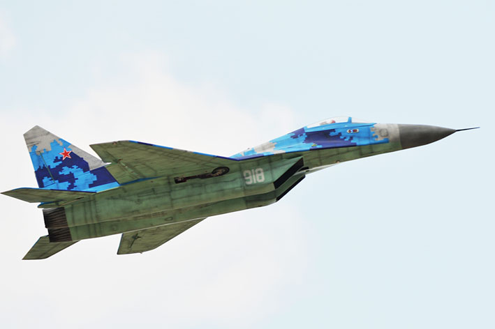 black-horse-mig-29-bh185-rc-jet-1635mm-turbine-e-fahrwerk image 6