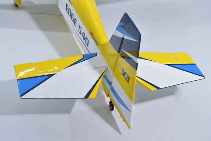 black-horse-edge-540-v3-rc-flugmodell-1880mm-30-35cc-carbon image 5