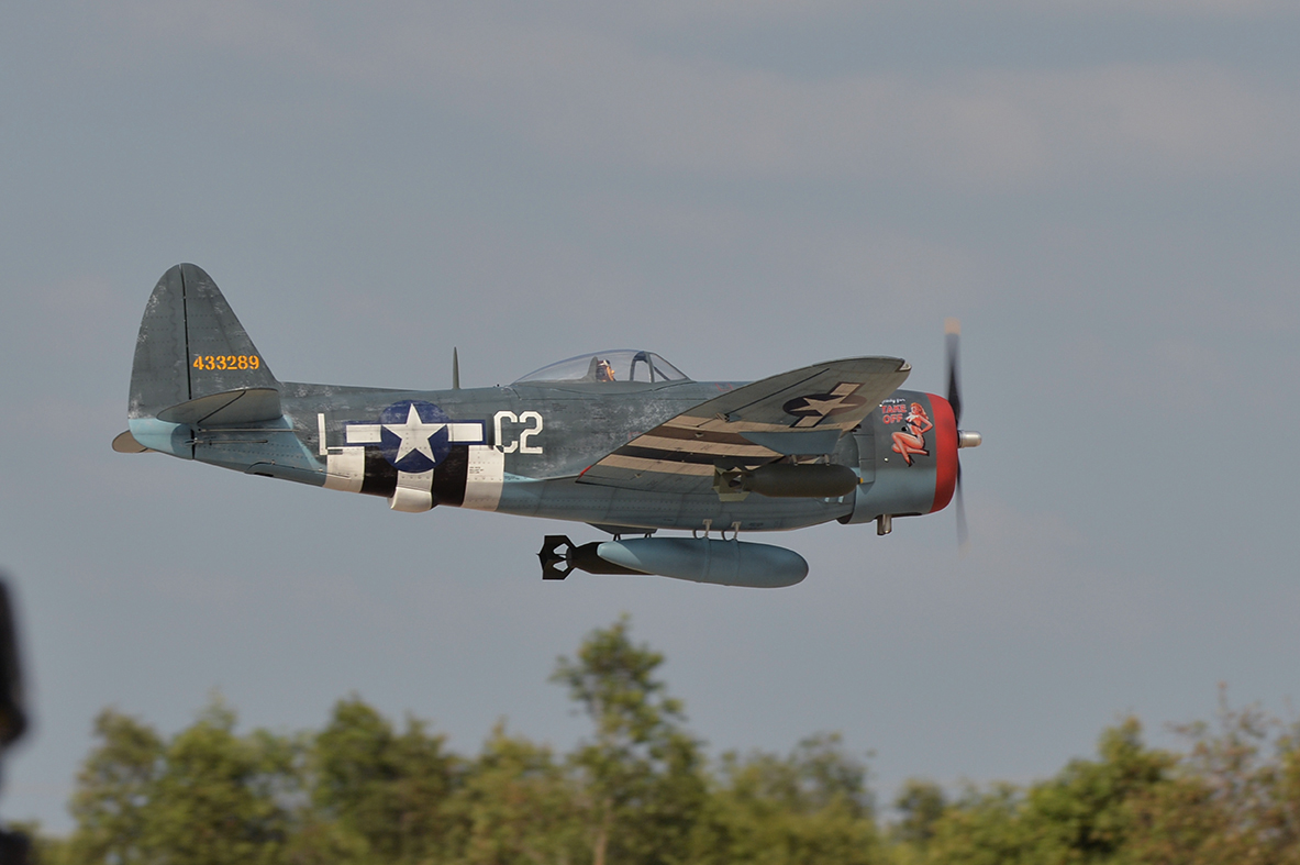 black-horse-bh117-p-47-thunderbolt-2075mm-60cc-arf-retract image 2