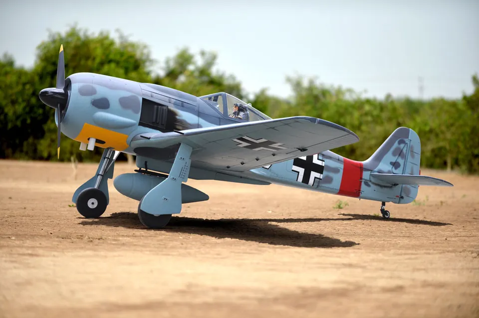 black-horse-bh178-fw-190a-rc-flugzeug-arf-2600-mm-120cc image 1