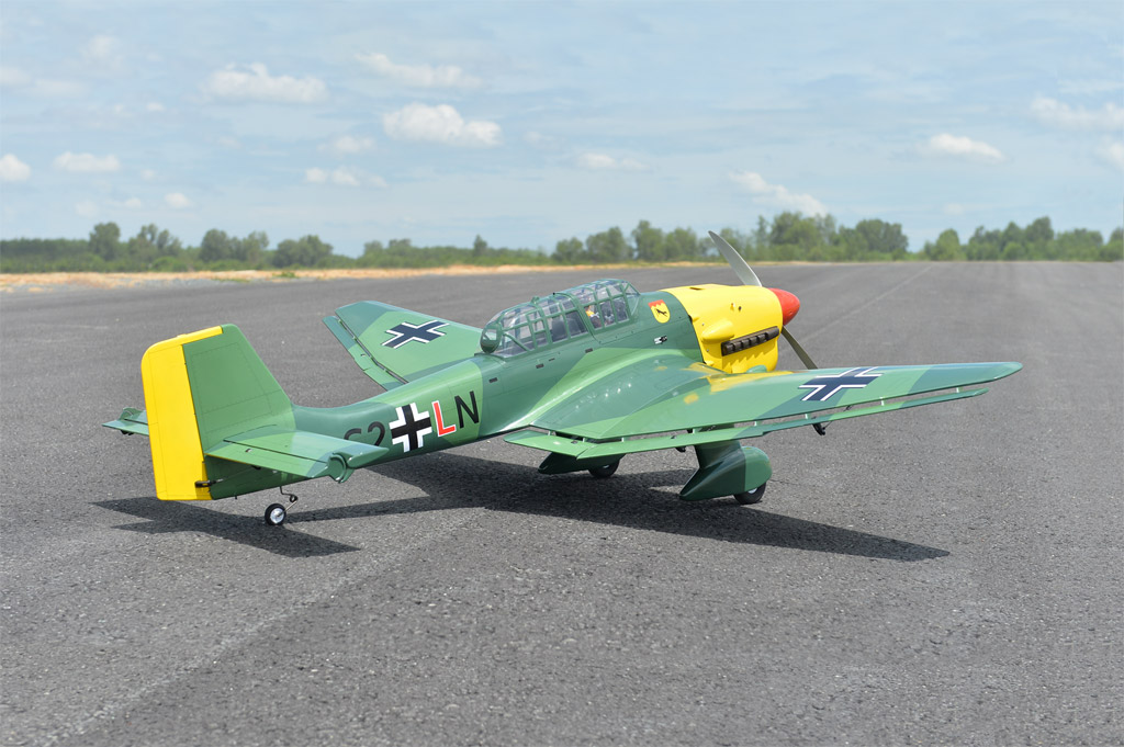 black-horse-bh169-junkers-ju-87-stuka-rc-flugzeug-2300mm-60cc-arf image 4